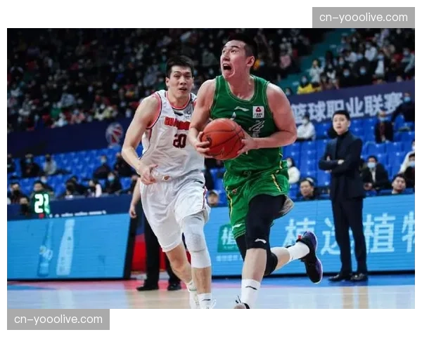 辽宁对阵广州60战44胜 上赛季四战全胜本赛季延续交锋优势